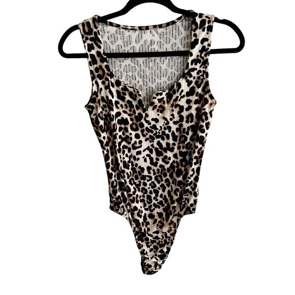 Ribbed Leopard Print Low Cut Sleeveless Lightweight Bodysuit - Picture 1 of 4